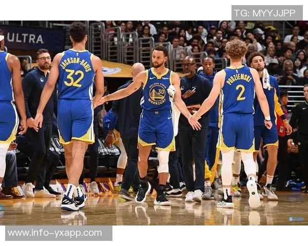 库里寄语波杰姆享受比赛保持进攻侵略性简化思路必将收获成功